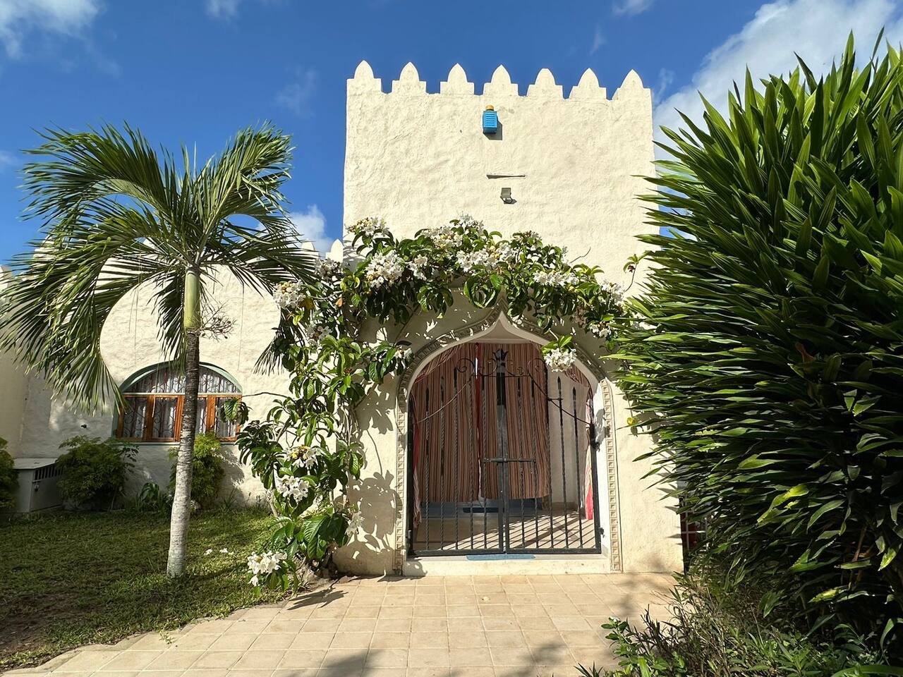 Moroccan-style entrance to Marijani Villa in Kilifi, Kenya Marijani villa entrance
